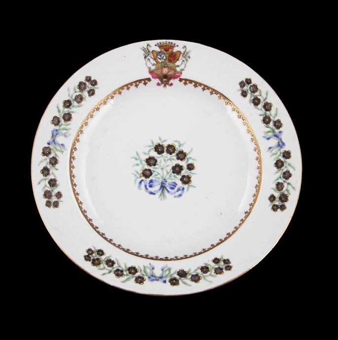 Chinese Armorial Porcelain Dinner Plate | MasterArt